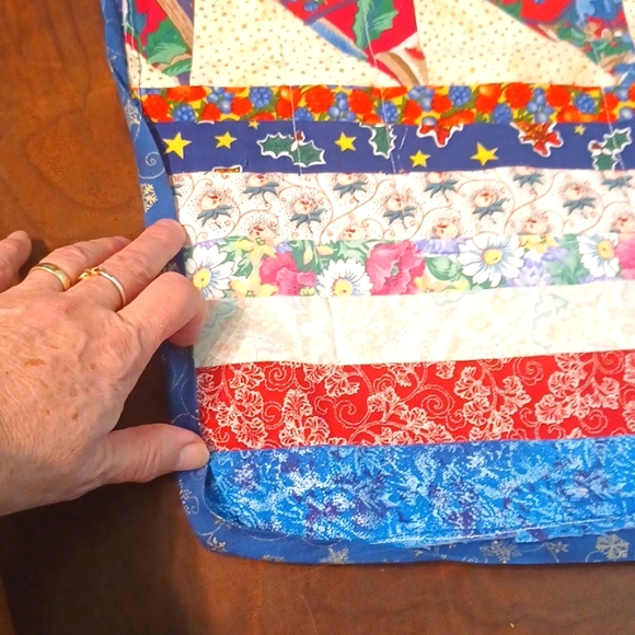 2 Holiday/Christmas Table place Mats for completion 4974 - Picture 8 of 8